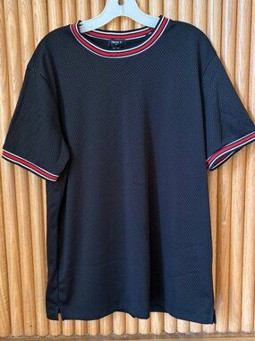 Forever 21 Black and Red Mesh Ringer Shirt – Streetwear / Athletic Style - M